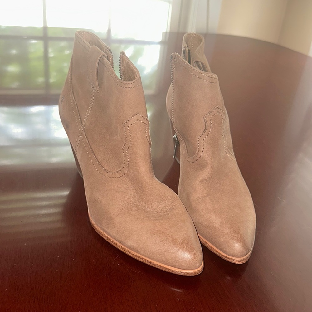 FRYE Reina Western ankle bootie